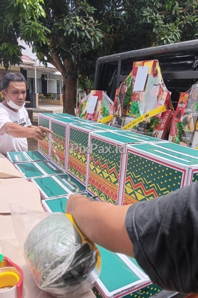 Foto Pixpax 1 - jual parcel hampers jakarta depok bekasi bogor tangerang